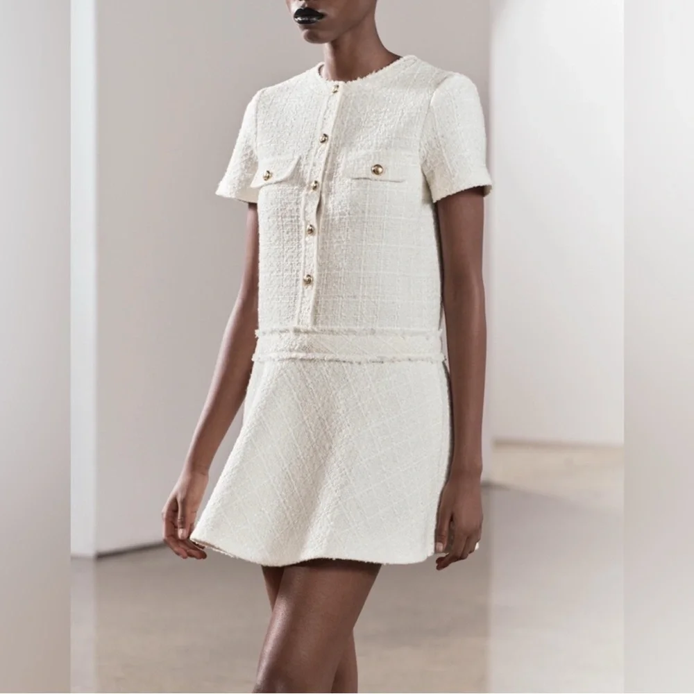 *BRAND NEW* Zara Cream/White Tweed Dress with Gold Buttons XS - Picture 13 of 14